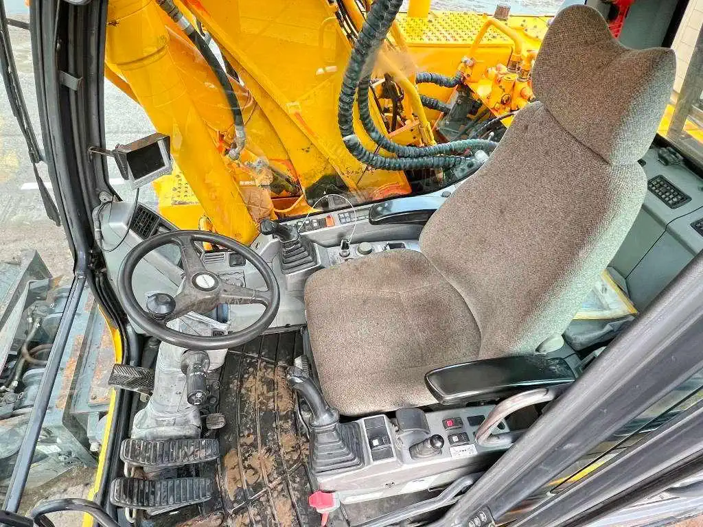 Pelle sur Pneus Doosan DX190W (ETEC 818) d’Occasion – 18,2T (2008) – Image 7