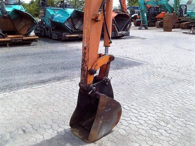 Mini-Pelle Hitachi EX 40 d’Occasion – 4,1T (2000) avec 3 Godets – Image 9