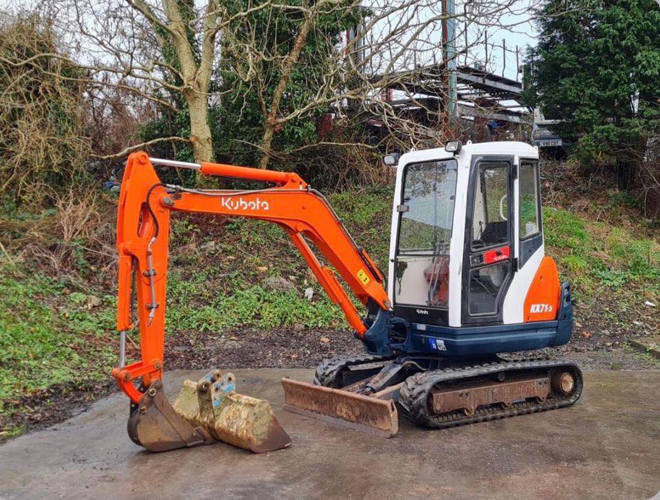 Mini pelle Kubota KX71-3 / 2.8 Tonnes – occasion