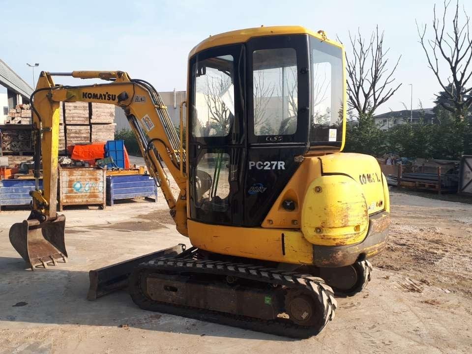 Mini-Pelle Komatsu PC27R d’Occasion (1998) – 3 Tonnes, 5 099 h – Image 7