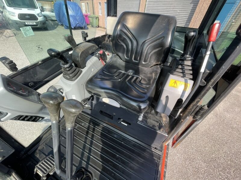 Kubota KX016-4 (2013) – Mini-Pelle 1,6T – 2 971 h – Climatisée & Révisée – Image 6