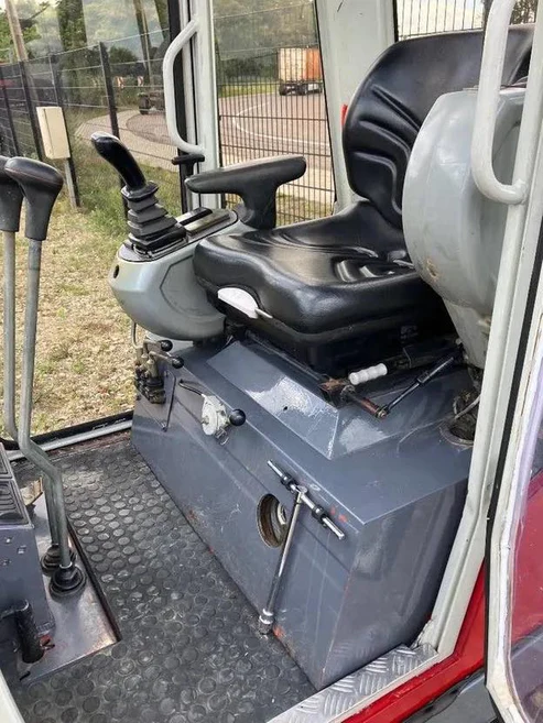 Neuson 2202 RDV (1998) – Mini Pelle 2T – Bon État, Révisée et Prête à l’Emploi – Image 4