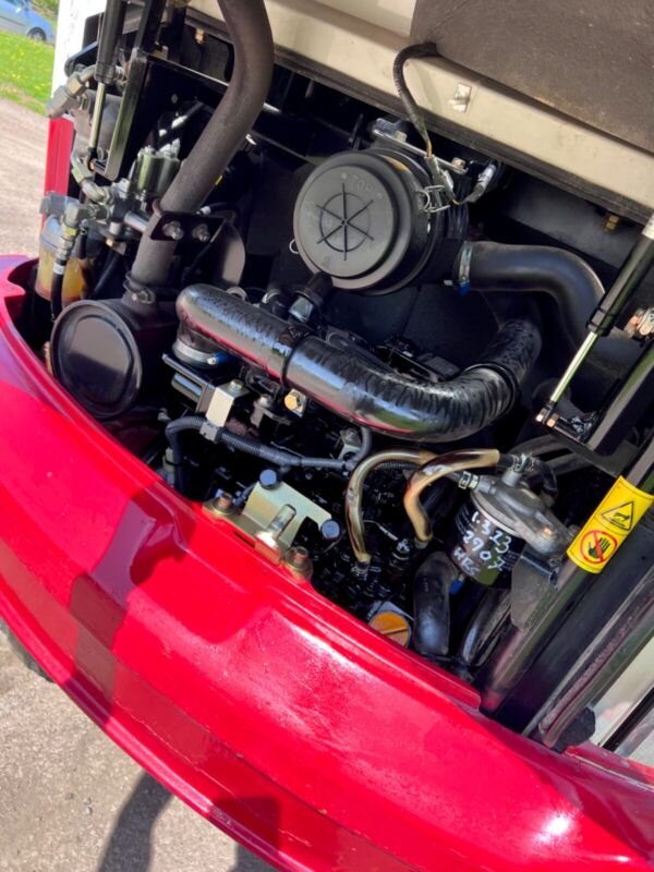 Takeuchi TB230 (2018) – Mini Pelle 2,8T – 2916h – Entièrement Révisée – Image 12