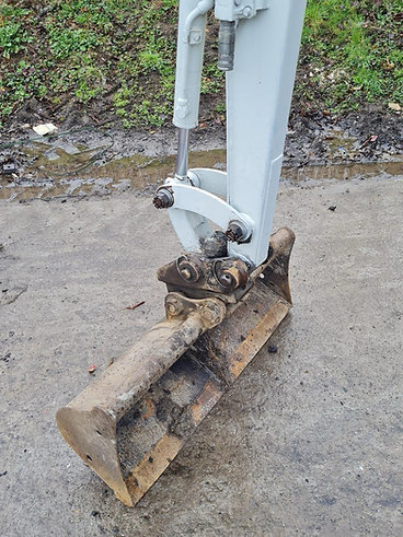 Mini Pelle TAKEUCHI TB016 1.6 Tonne – occasion – Image 11